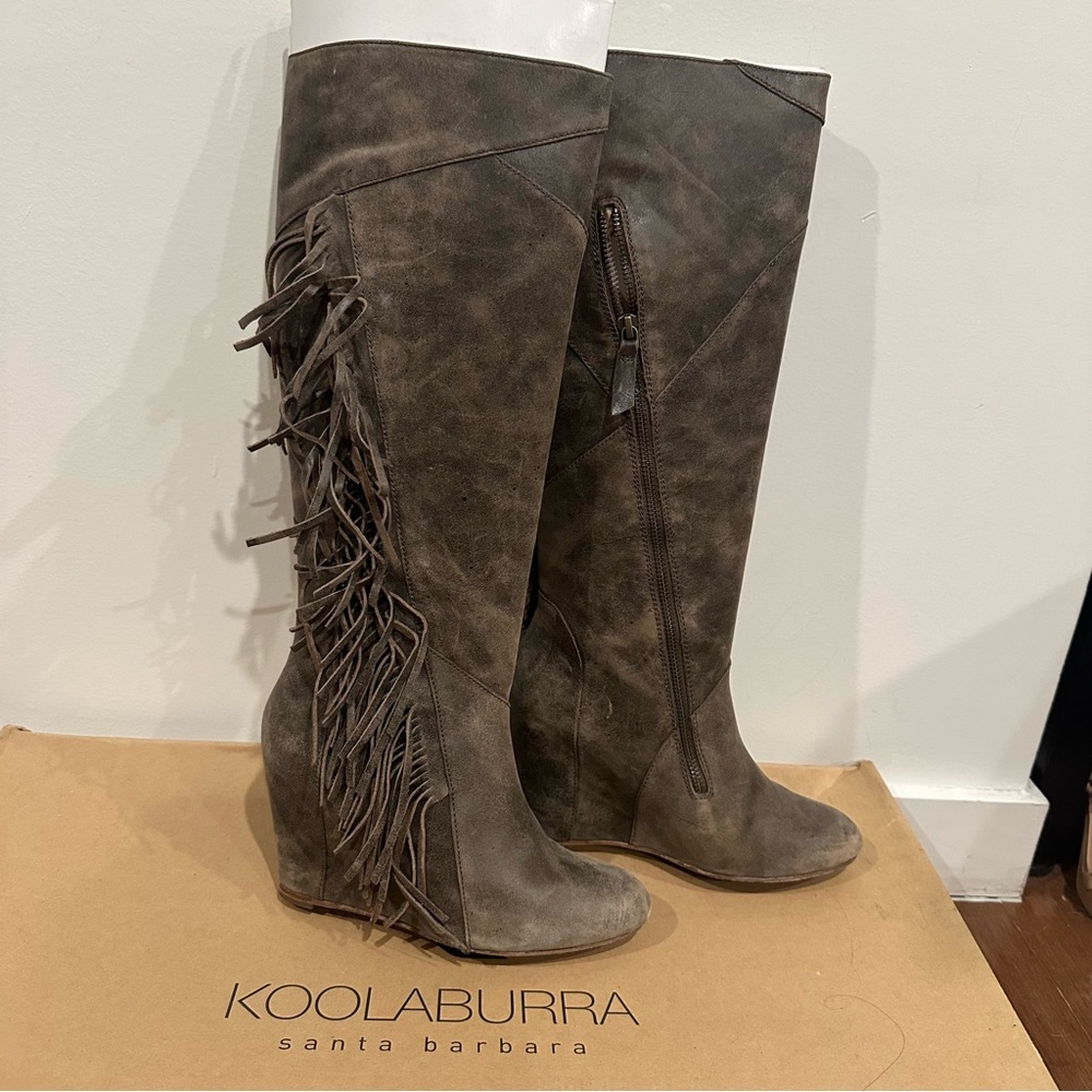 Koolaburra Women's Paradis Fringe Knee-High Wedge Boots